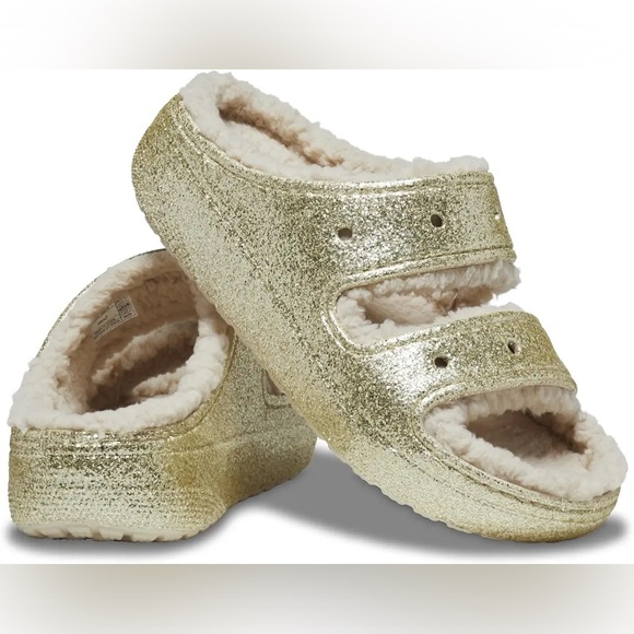 CROCS Shoes - ⚡️🚚 MOVING SALE! BNWT CROCS Classic Cozzzy Sandals
Unisex